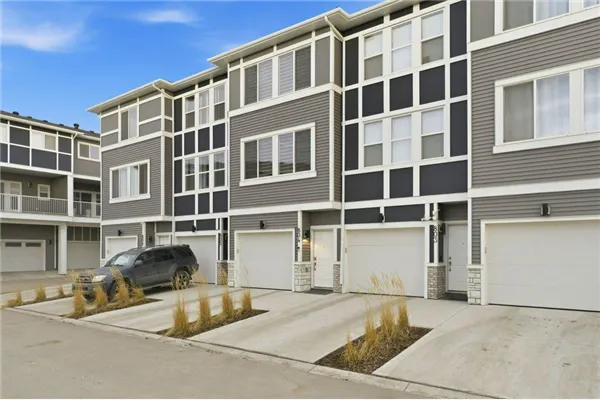 33 Merganser Drive W #804