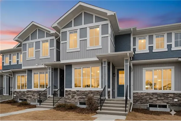 384 Sora Boulevard SE