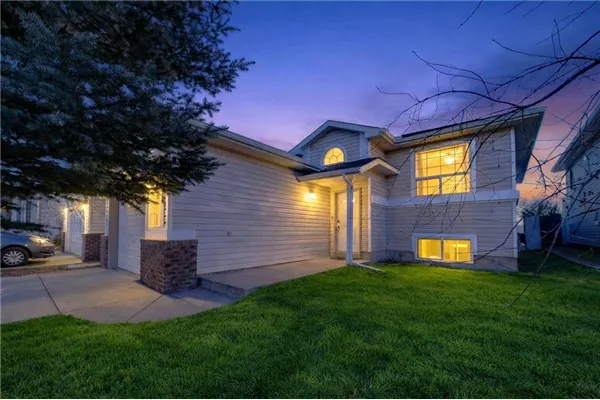 120 Creek Gardens Place NW