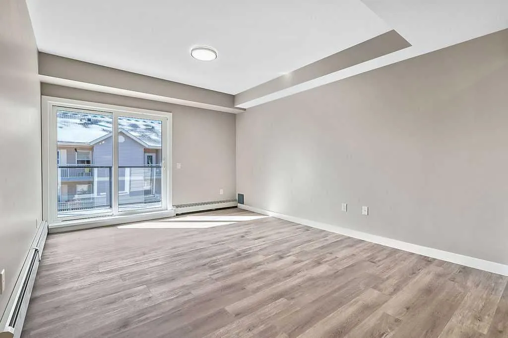 97 Station Drive #201