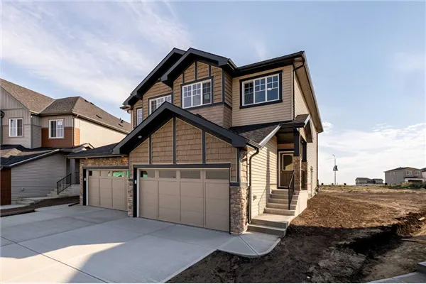 312 Edgefield Close