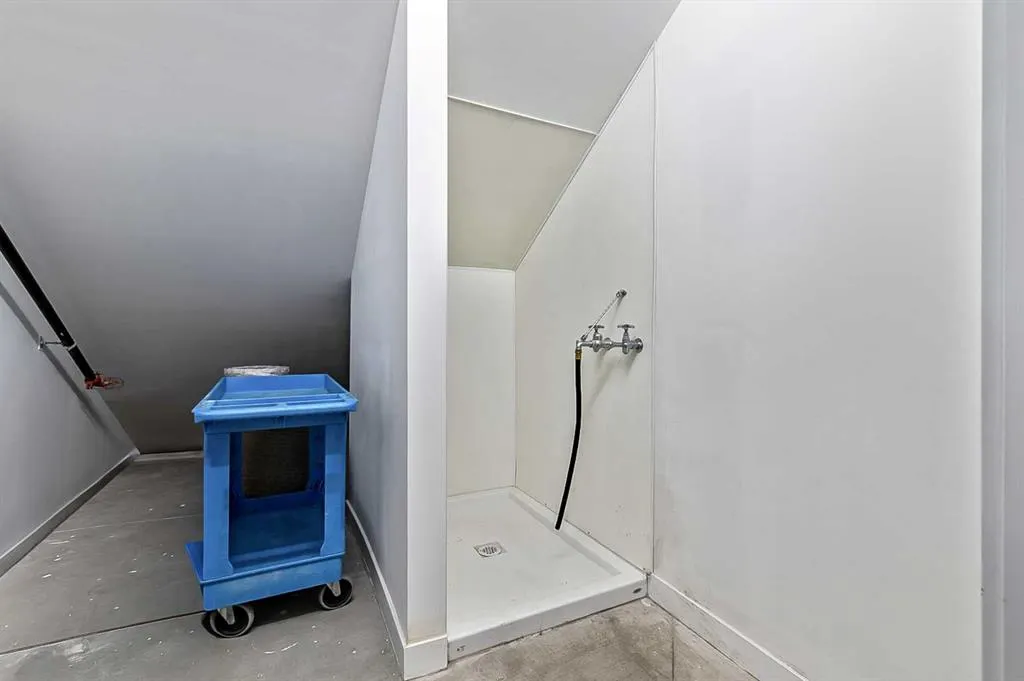 97 Station Drive #302