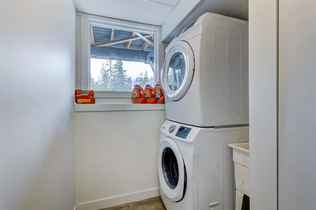 242 Benchlands Terrace #18