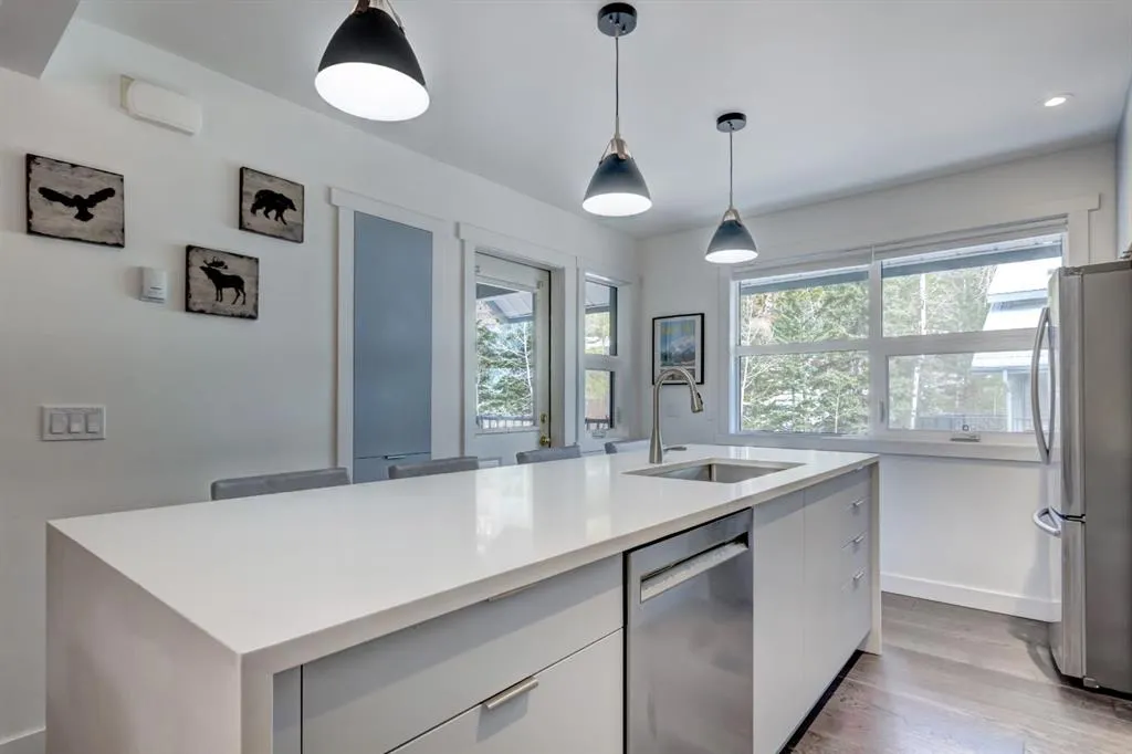 242 Benchlands Terrace #18
