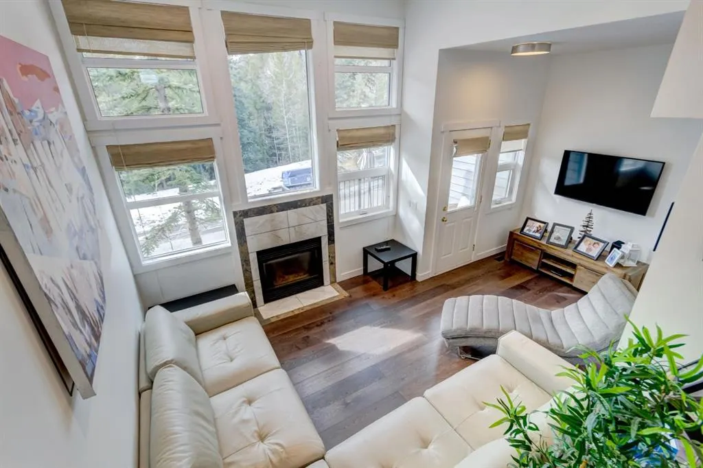 242 Benchlands Terrace #18