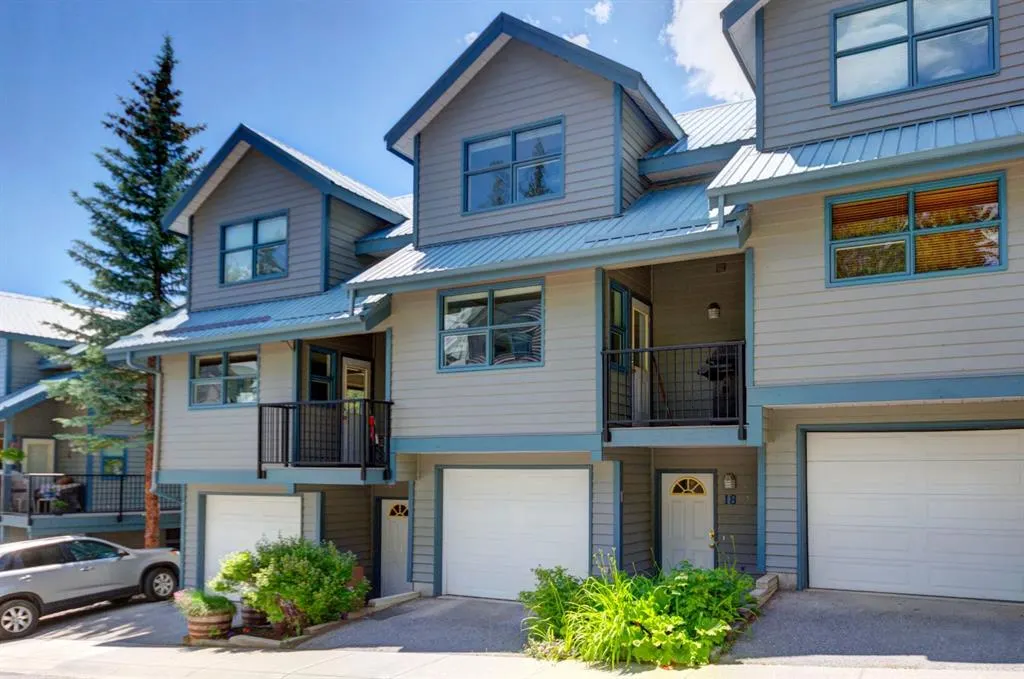 242 Benchlands Terrace #18