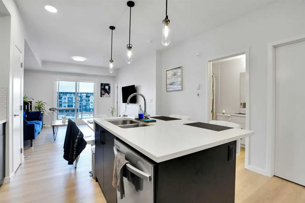 550 Belmont Street SW #4407