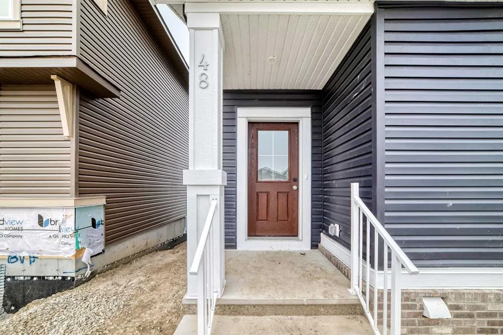 48 Monarch Bend