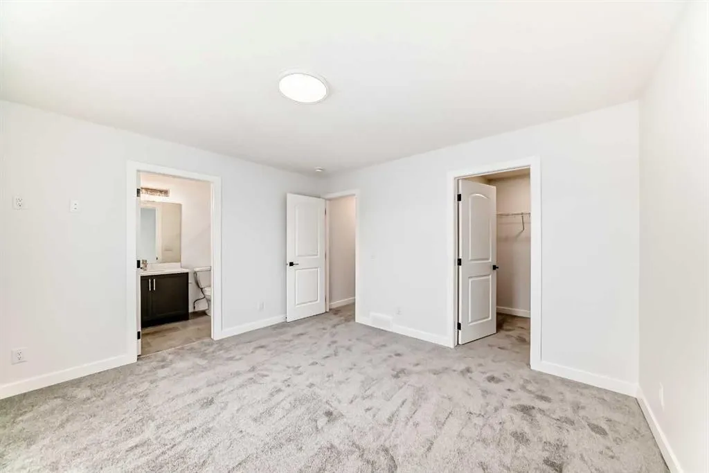 48 Monarch Bend