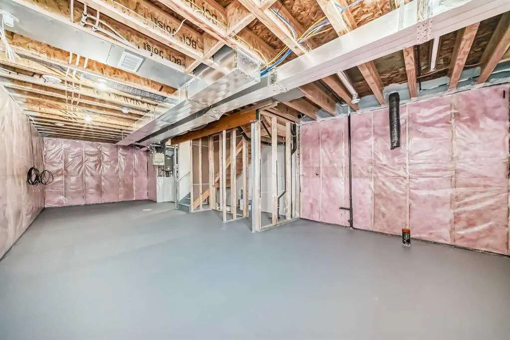 48 Monarch Bend