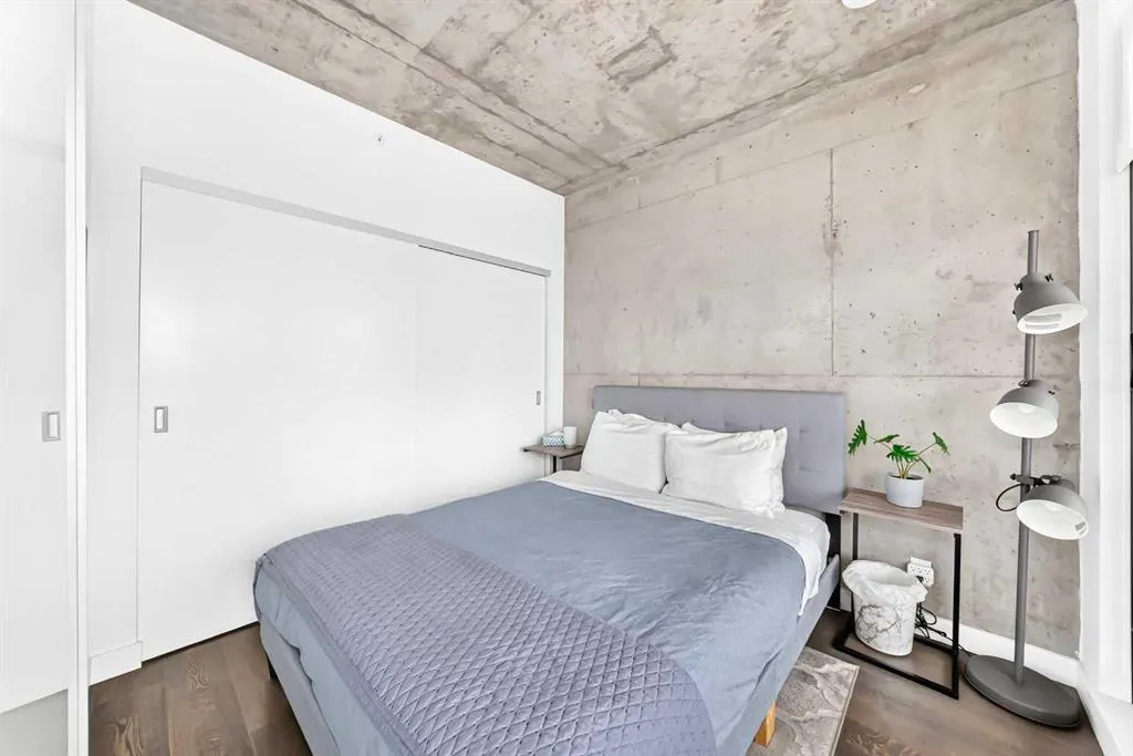 1010 6 Street SW #1402