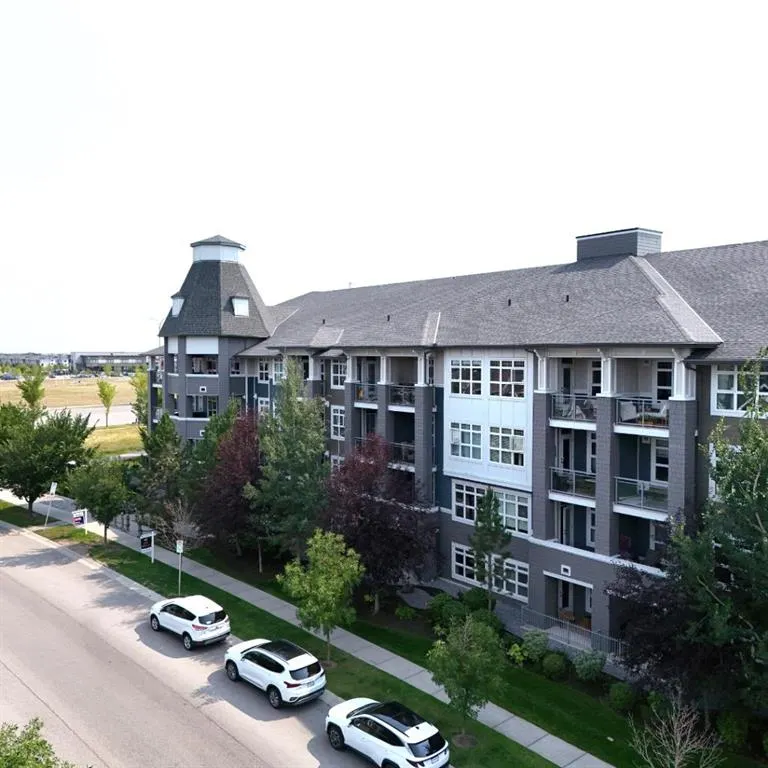 25 Auburn Meadows Avenue SE #426