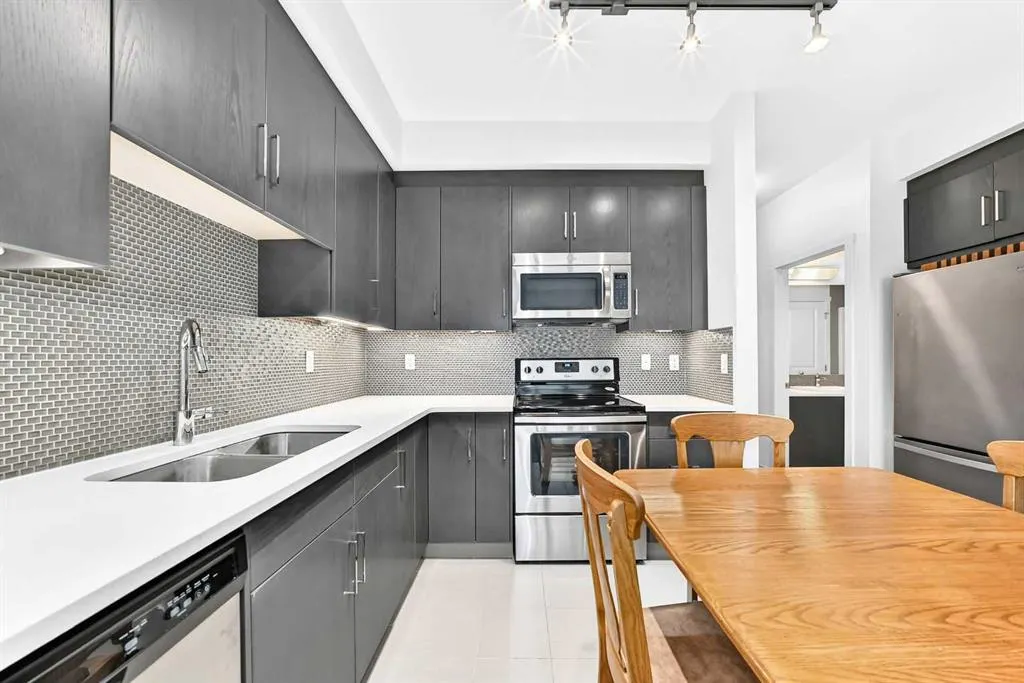 25 Auburn Meadows Avenue SE #426