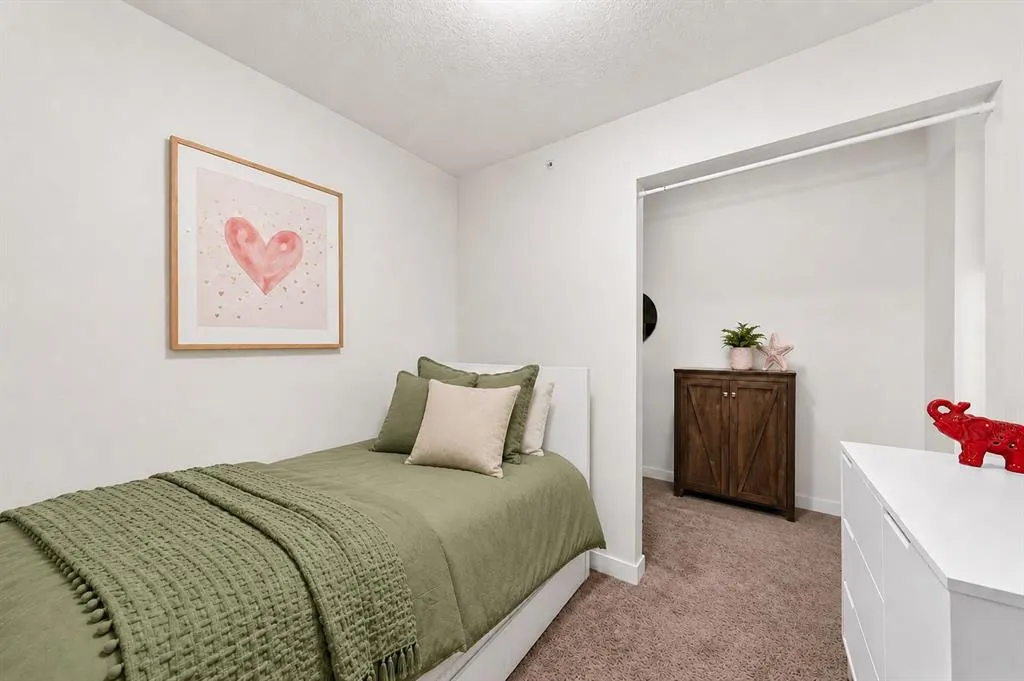 25 Auburn Meadows Avenue SE #426