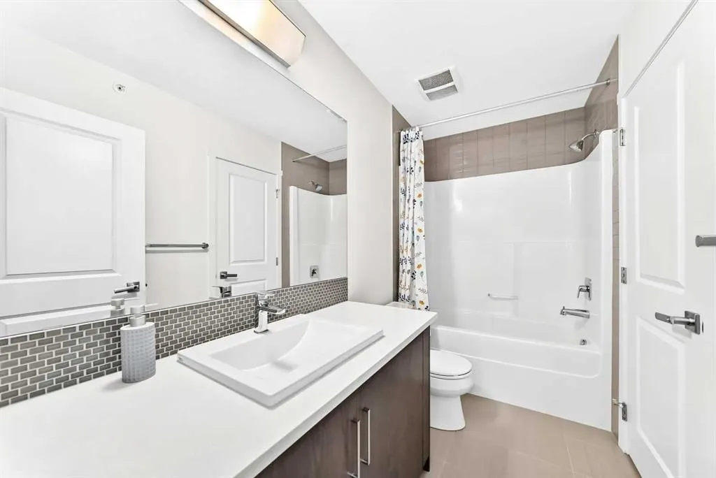 25 Auburn Meadows Avenue SE #426