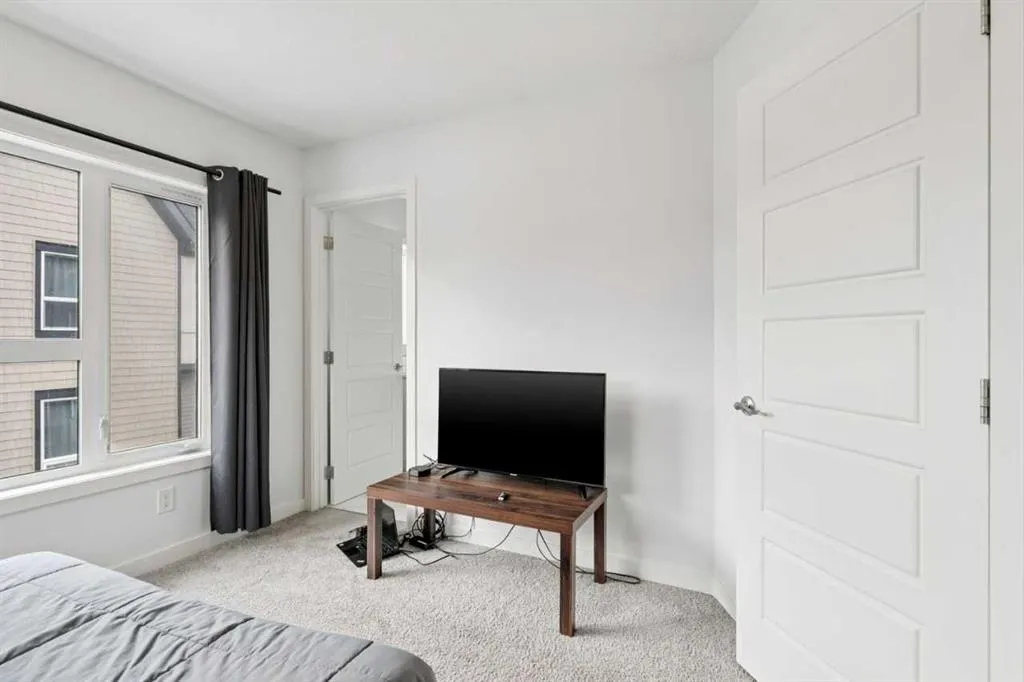 850 Belmont Drive SW #403