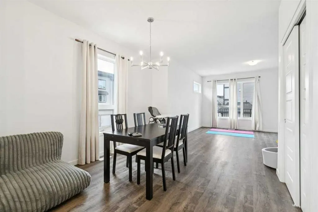 850 Belmont Drive SW #403