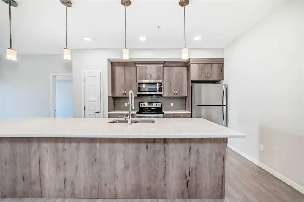 20 Seton Park SE #212
