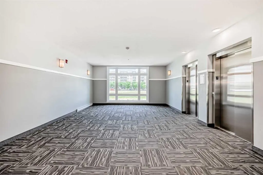 20 Seton Park SE #212