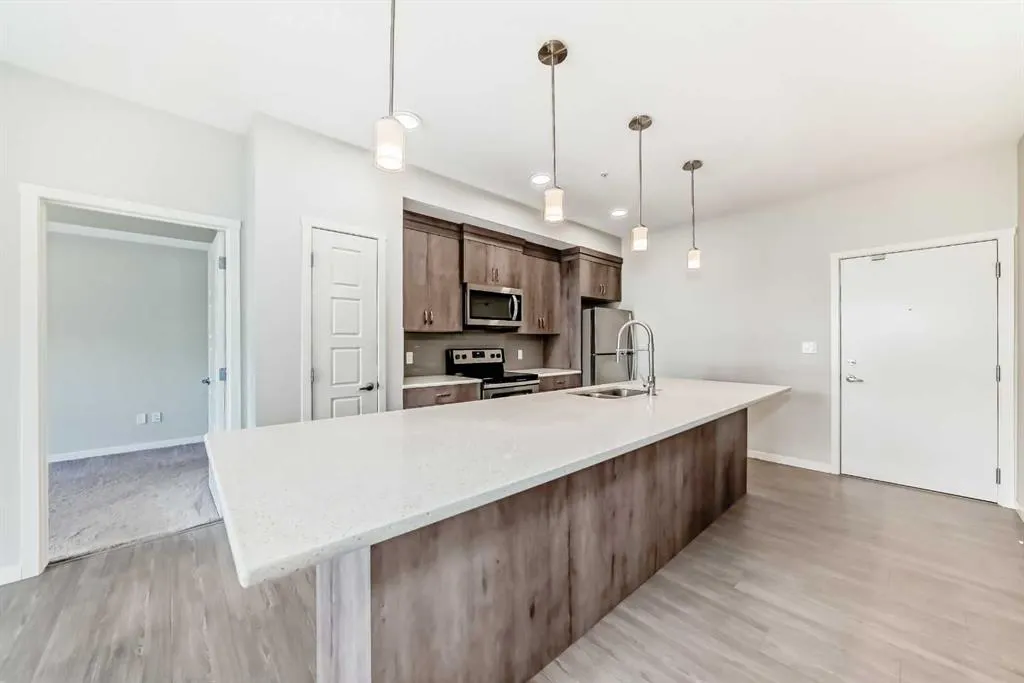20 Seton Park SE #212