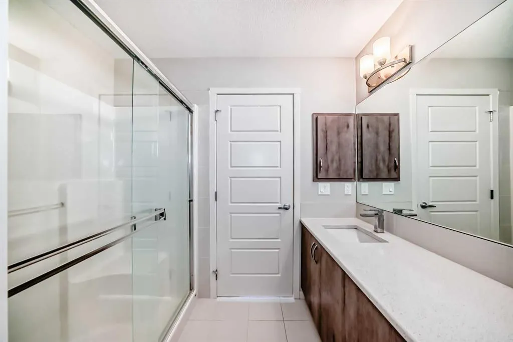 20 Seton Park SE #212