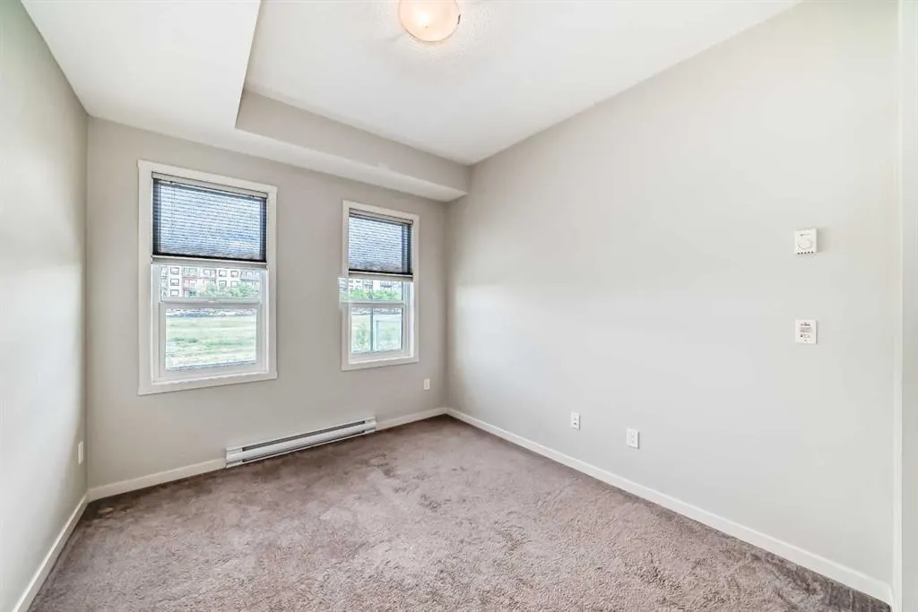 20 Seton Park SE #212