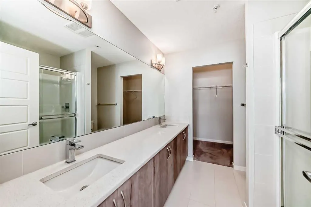20 Seton Park SE #212