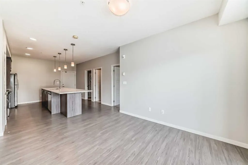 20 Seton Park SE #212