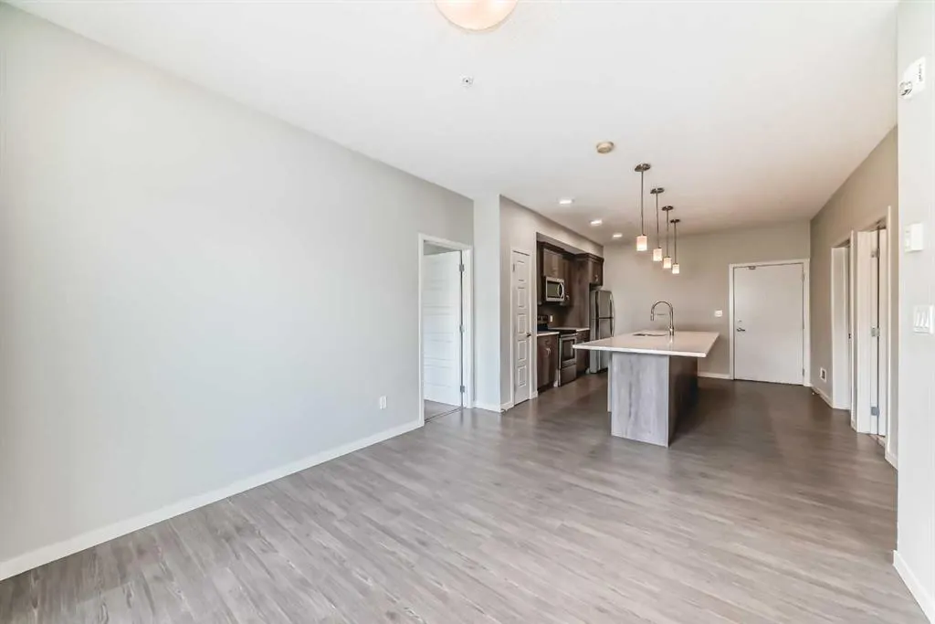 20 Seton Park SE #212