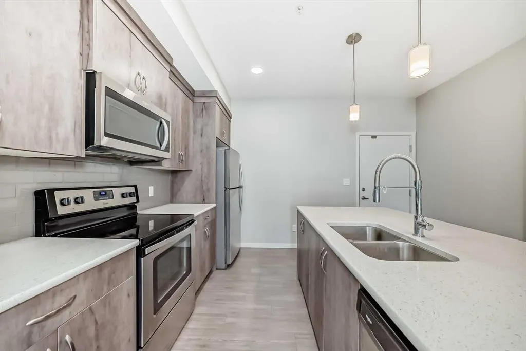 20 Seton Park SE #212