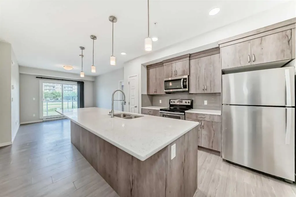 20 Seton Park SE #212