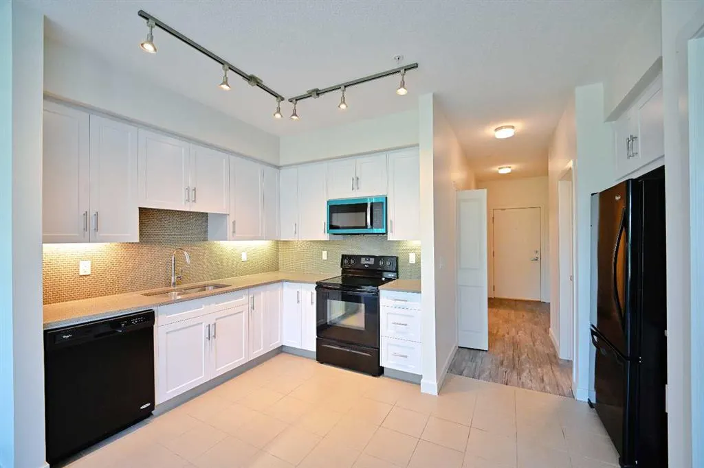 25 AUBURN MEADOWS Avenue SE #226