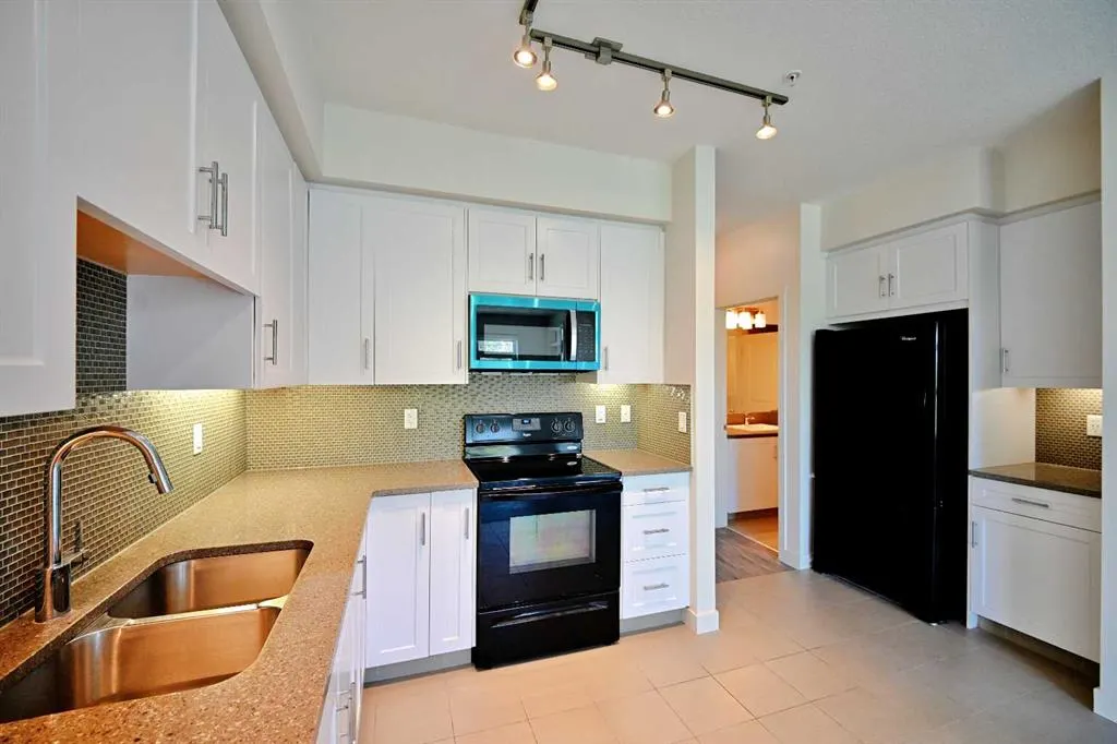 25 AUBURN MEADOWS Avenue SE #226