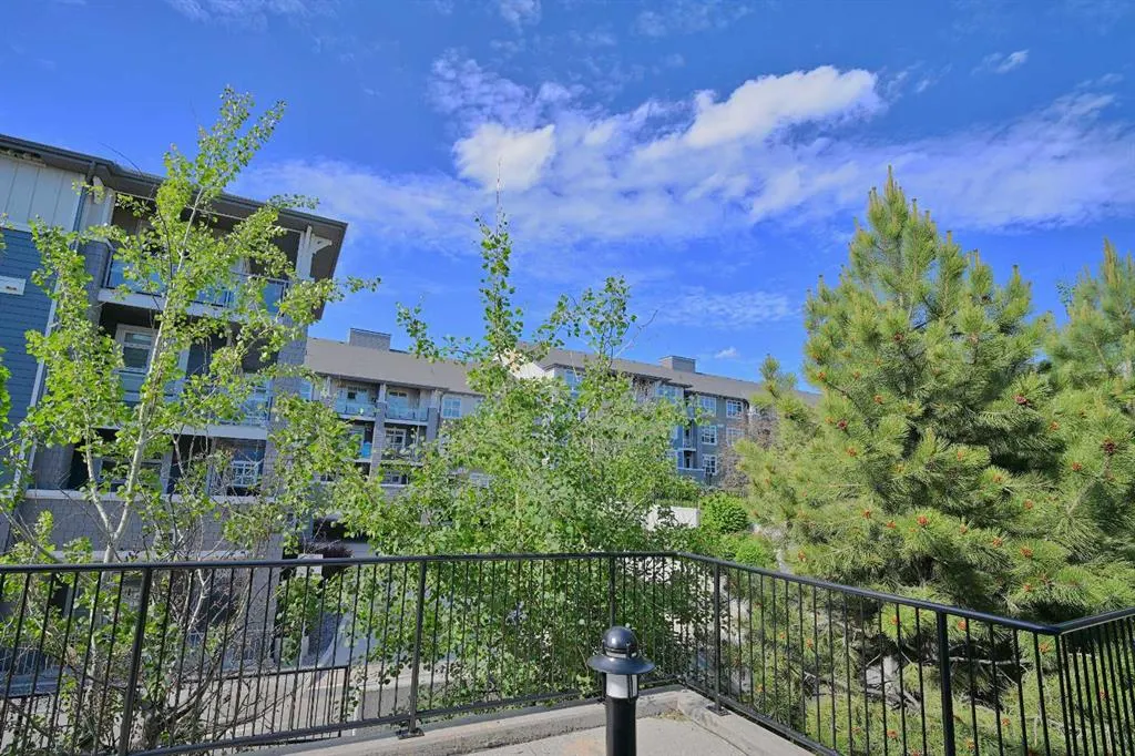 25 AUBURN MEADOWS Avenue SE #226