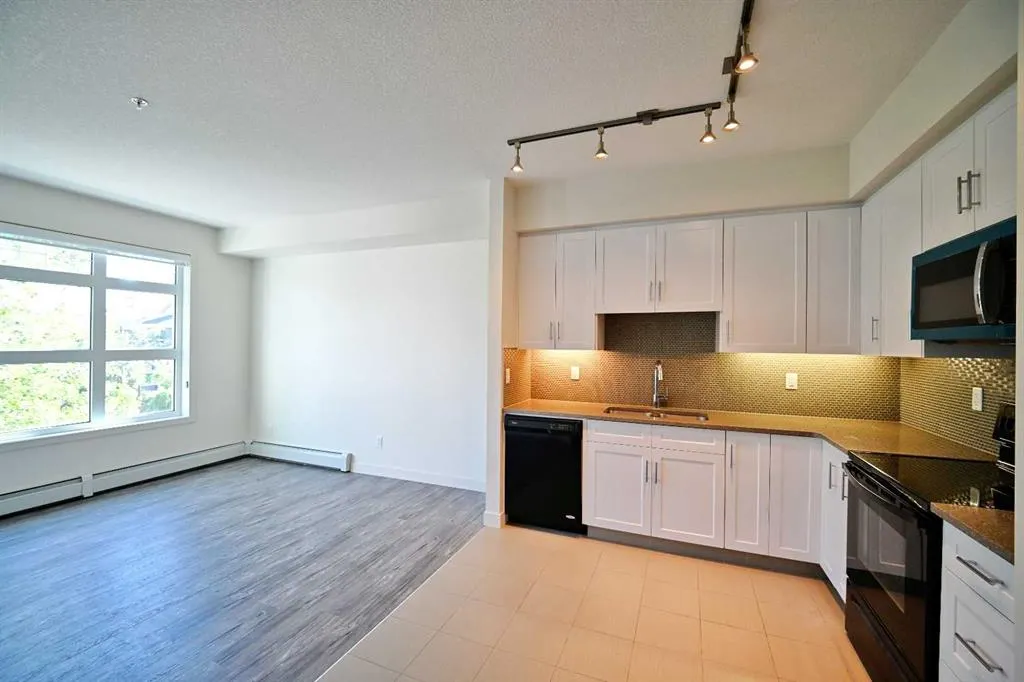 25 AUBURN MEADOWS Avenue SE #226
