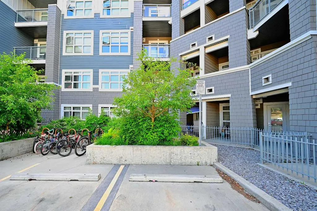 25 AUBURN MEADOWS Avenue SE #226