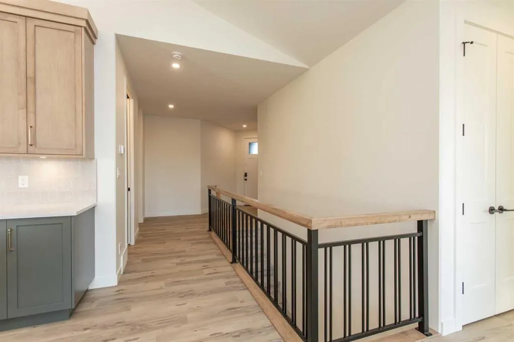 20 Emmett Crescent