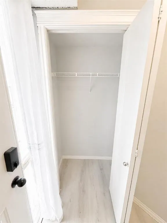103 STRATHAVEN Drive E #323