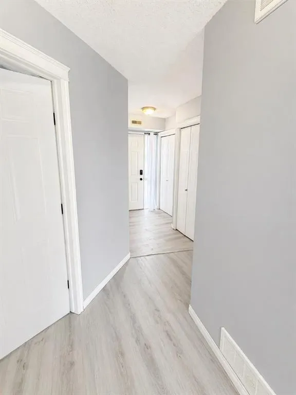 103 STRATHAVEN Drive E #323