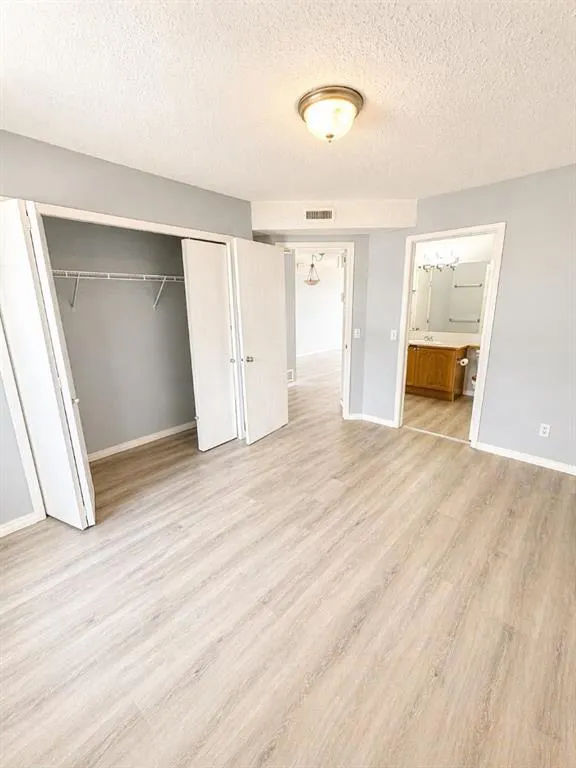 103 STRATHAVEN Drive E #323