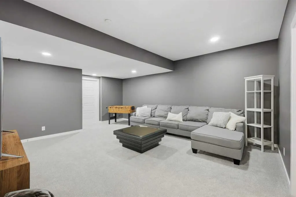 124 Emerald Drive