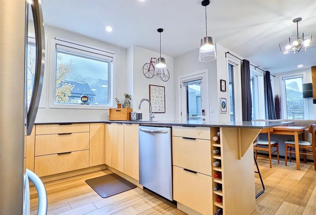 209 Stewart Creek Rise #201G