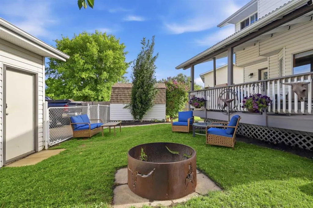 6134 52 Street Close