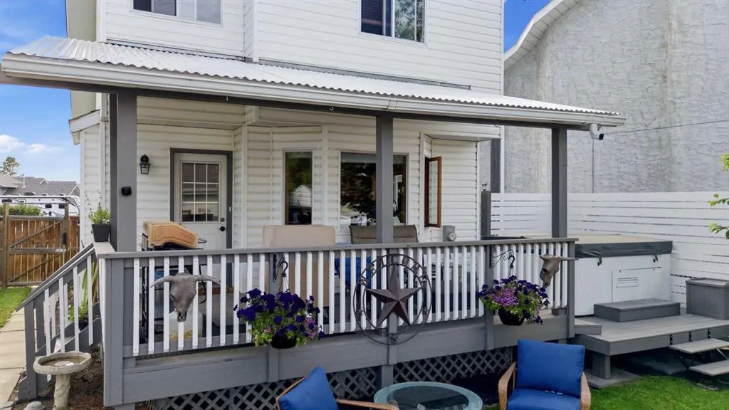 6134 52 Street Close