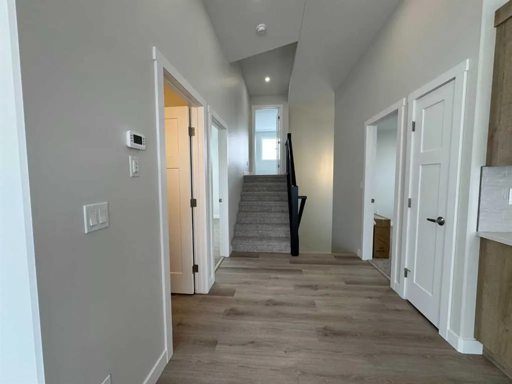 52 Emmett Crescent