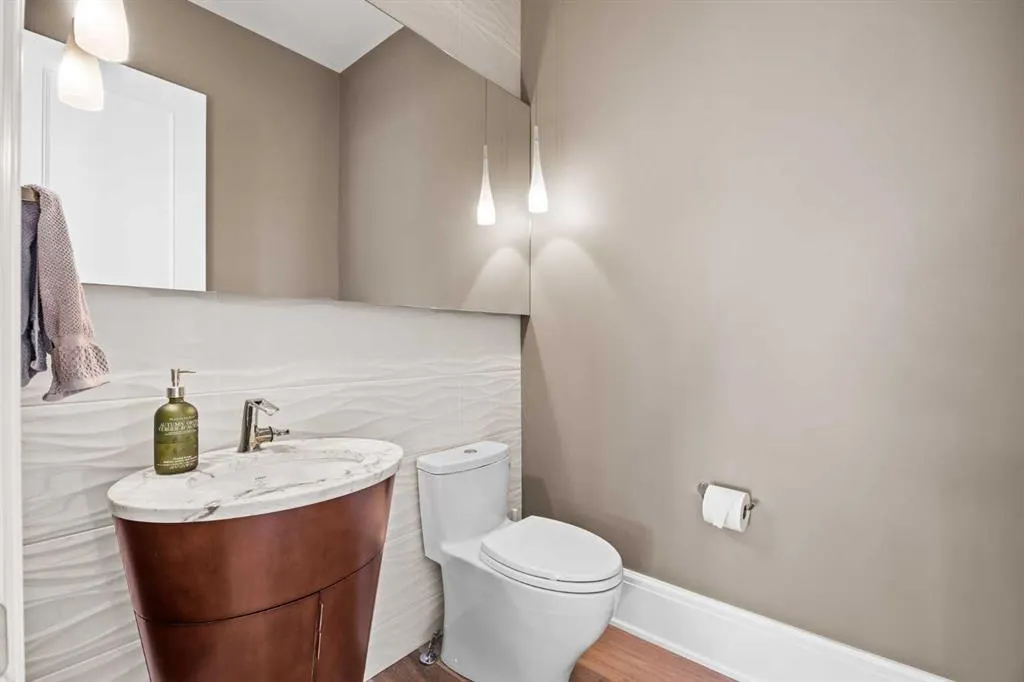 11 Mckendrick Point