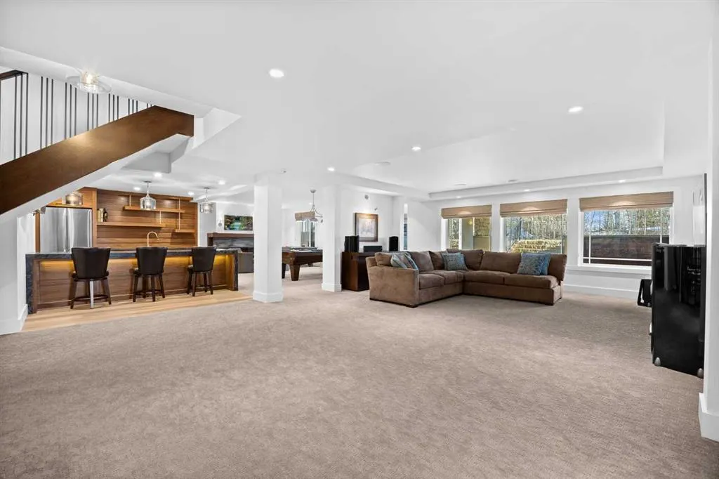 11 Mckendrick Point