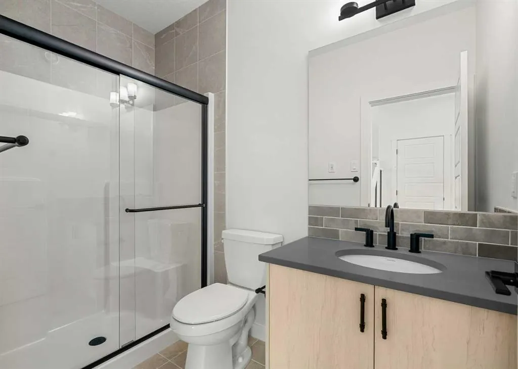27 Chelsea Port Link