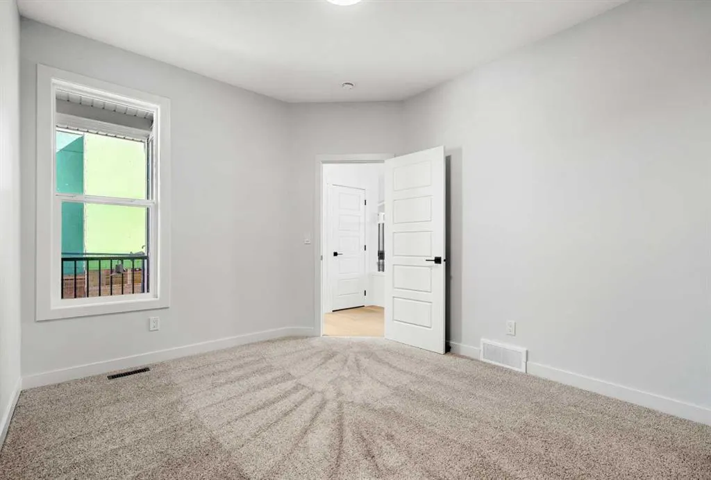 27 Chelsea Port Link