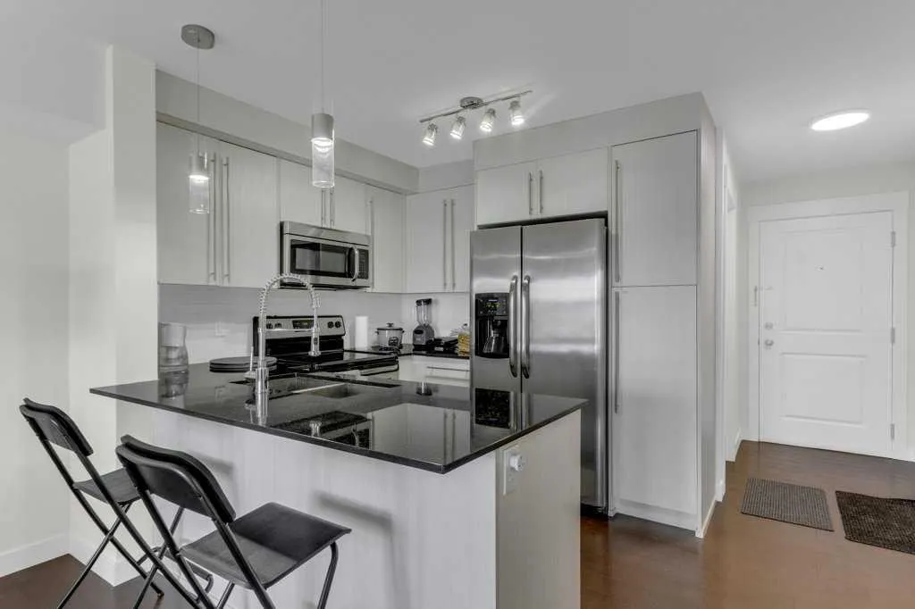 11 Mahogany Row SE #3411